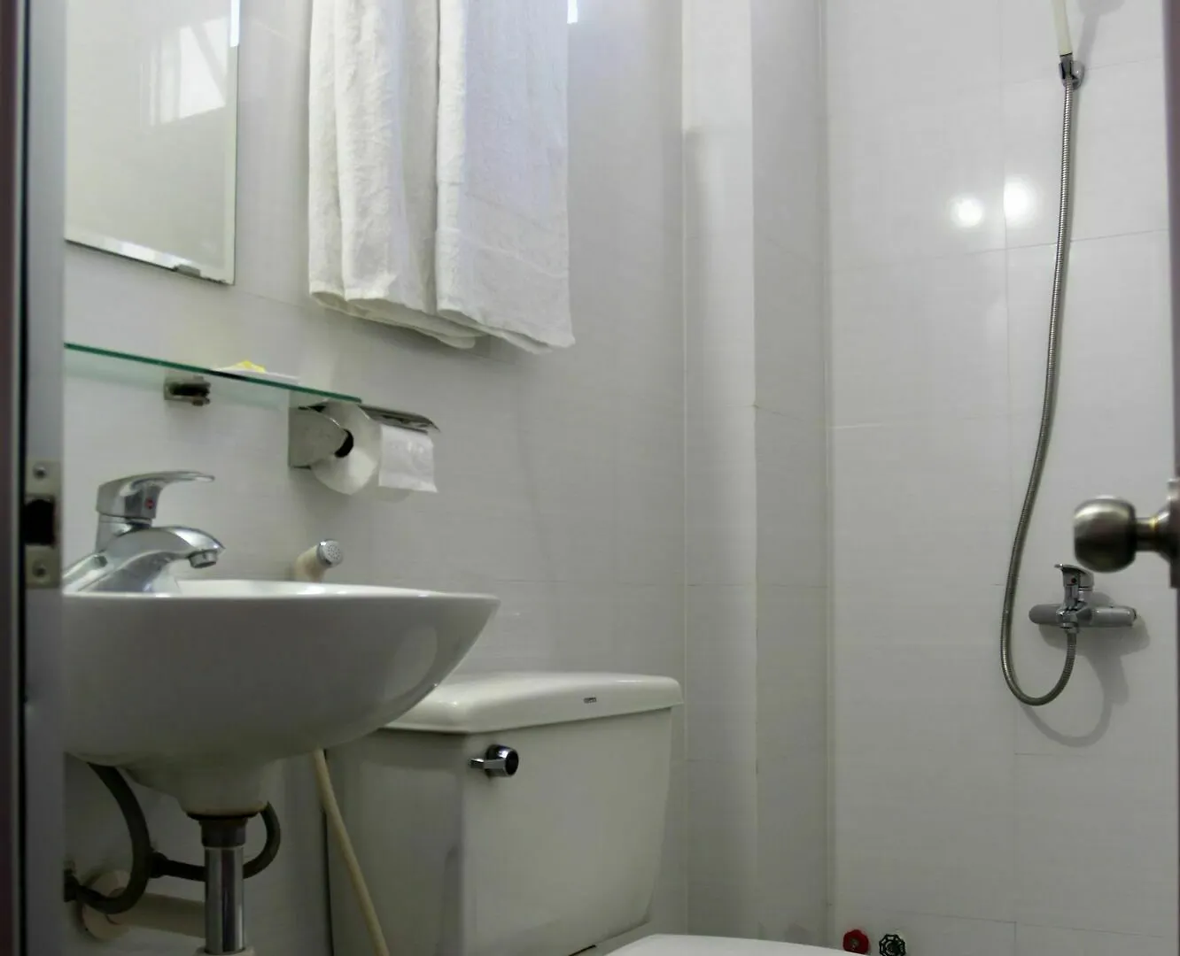 Quang Guest House Ho Chi Minh City 2*,  Vietnam