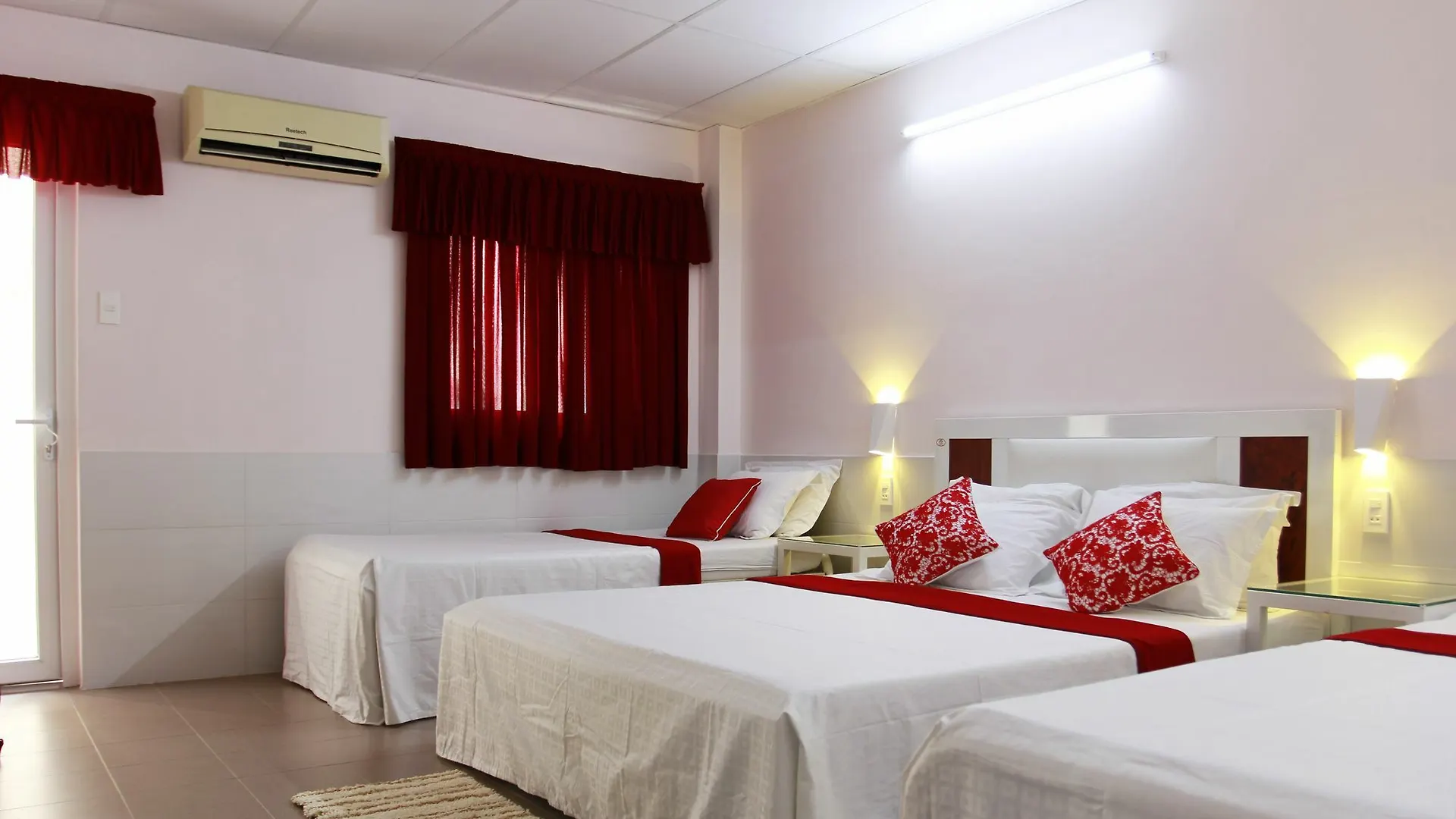 Quang Guest House Ho Chi Minh City 2*,  Vietnam